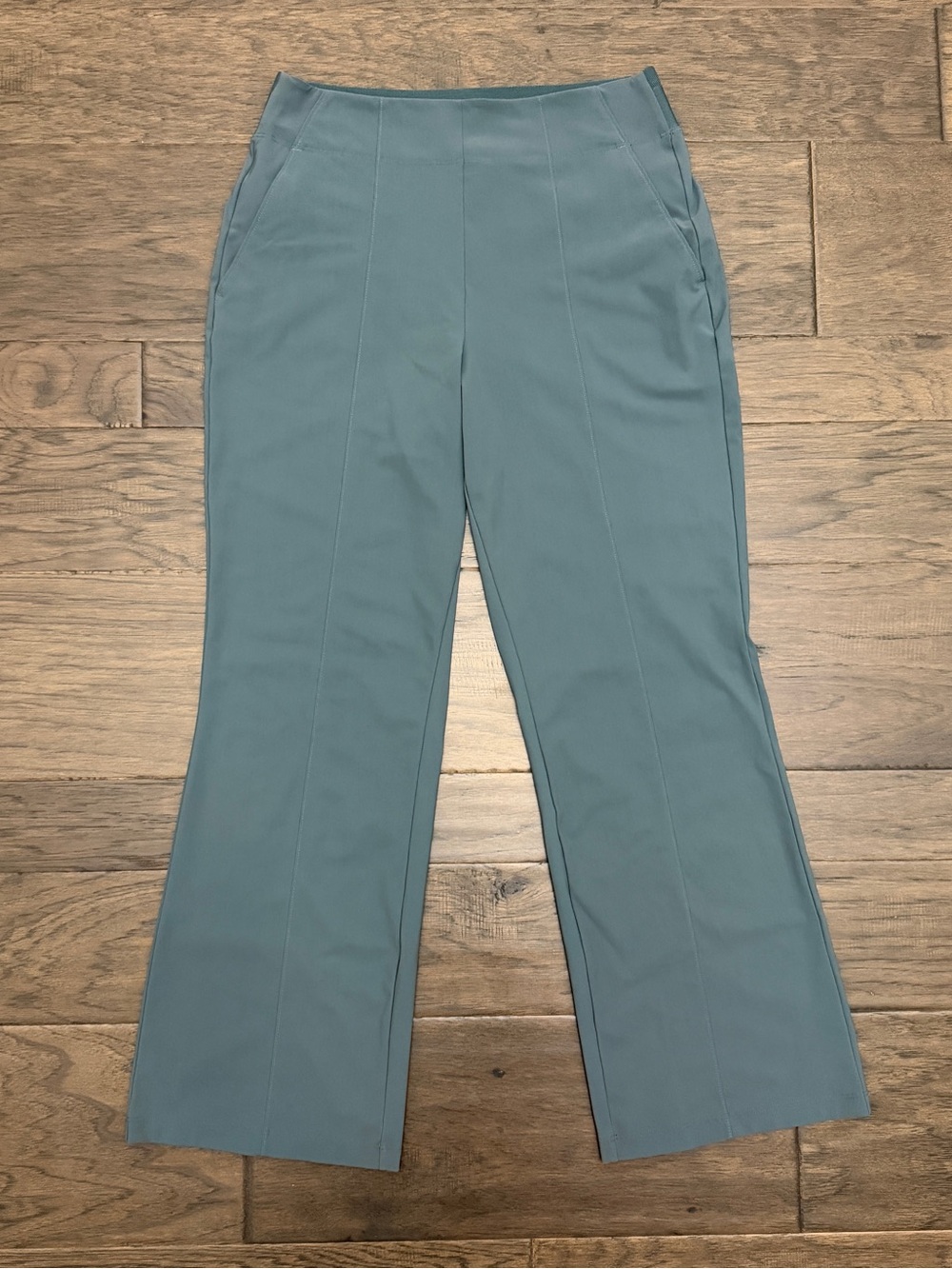 Athleta Cosmic Kick Flare Pant Sz 8 Slate Teal Pintuck Zip Pocket Euroluxe